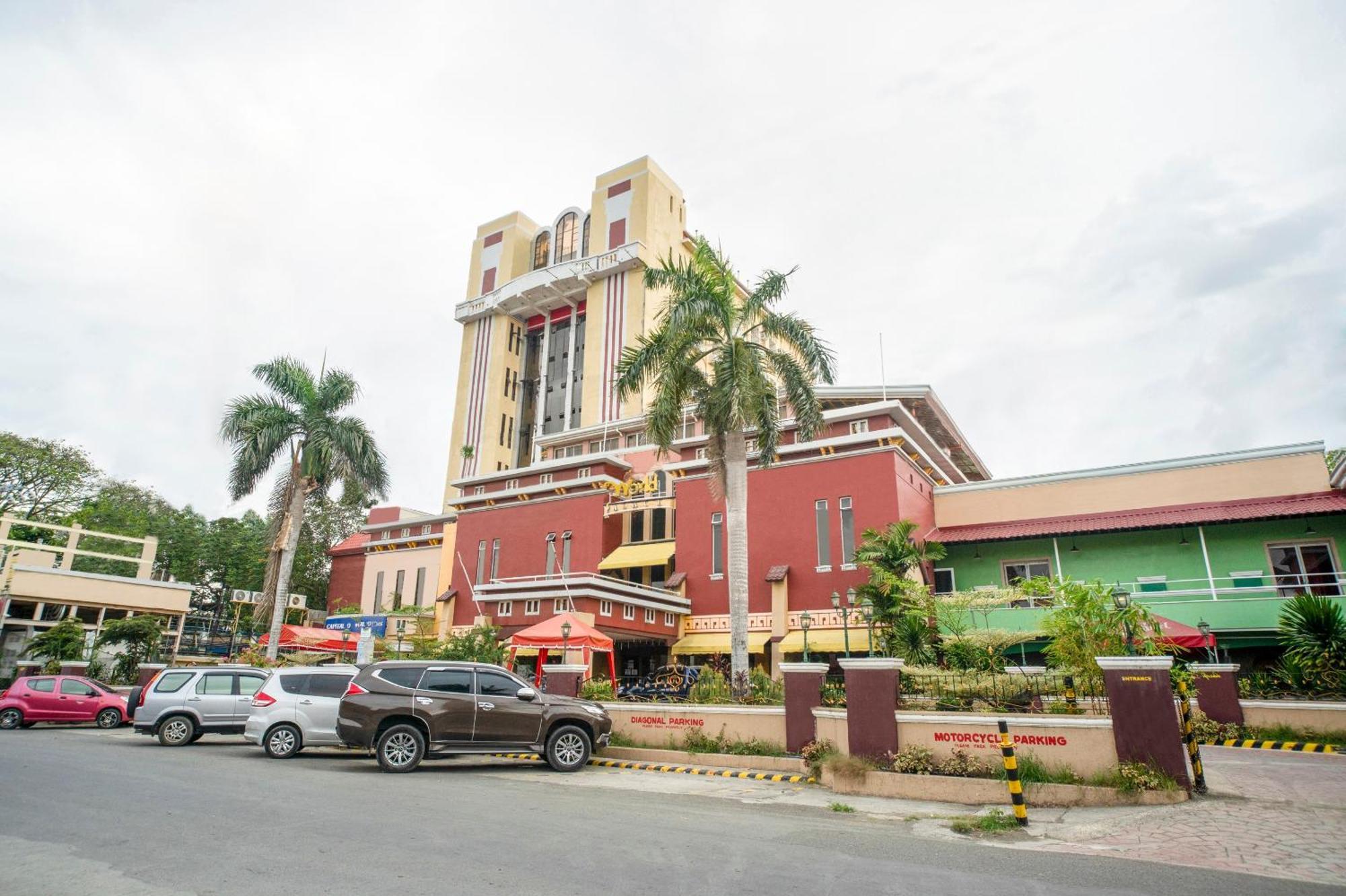 Capital O 460 World Palace Hotel Davao City Kültér fotó