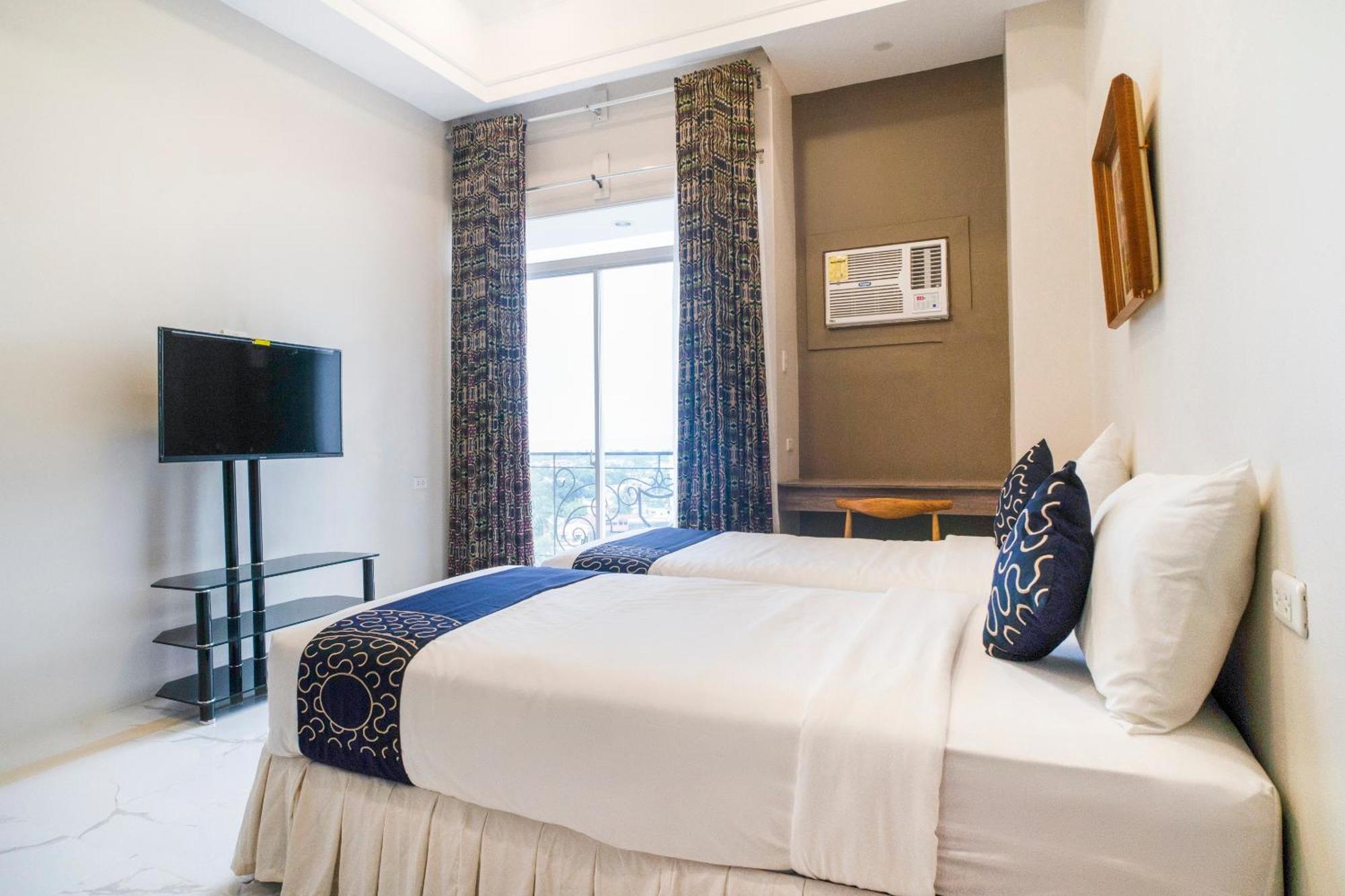Capital O 460 World Palace Hotel Davao City Kültér fotó