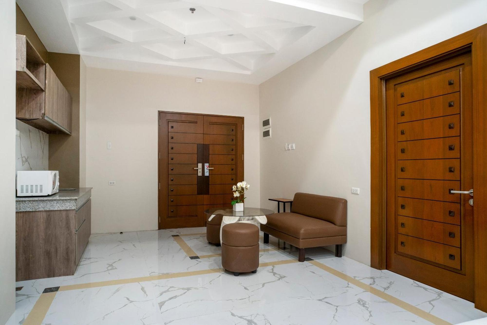 Capital O 460 World Palace Hotel Davao City Kültér fotó